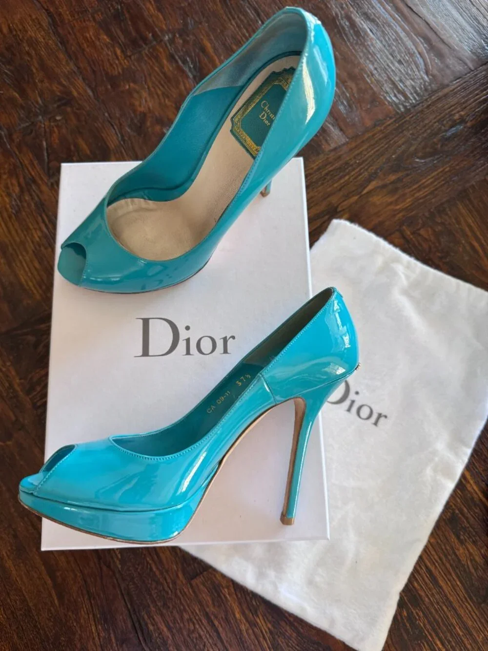 Dior turquoise miss